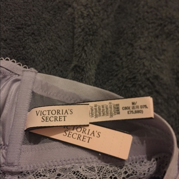 Victoria's Secret Violet Bralette - Picture 3 of 3